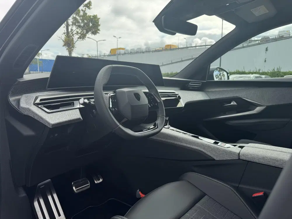 Peugeot 5008 1.2 Hybrid 145 GT 7p uit 2025, foto 10