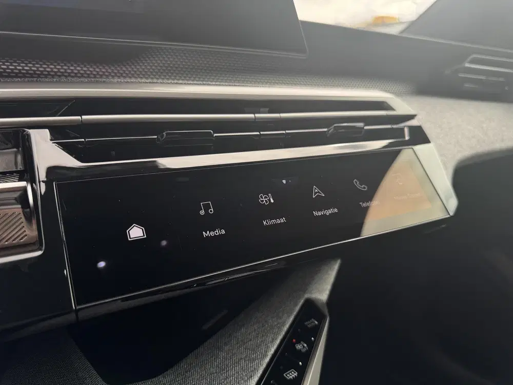 Peugeot 5008 1.2 Hybrid 145 GT 7p uit 2025, foto 12