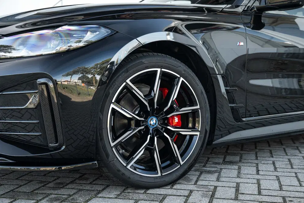BMW i4 eDrive40 M Sport uit 2024, foto 10