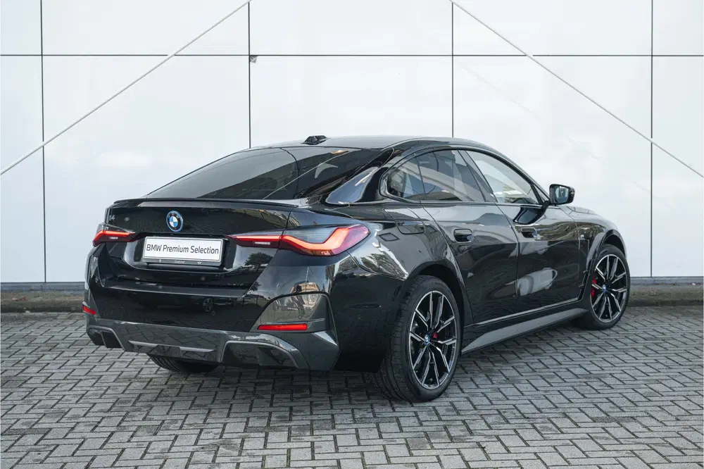 BMW i4 eDrive40 M Sport uit 2024, foto 2