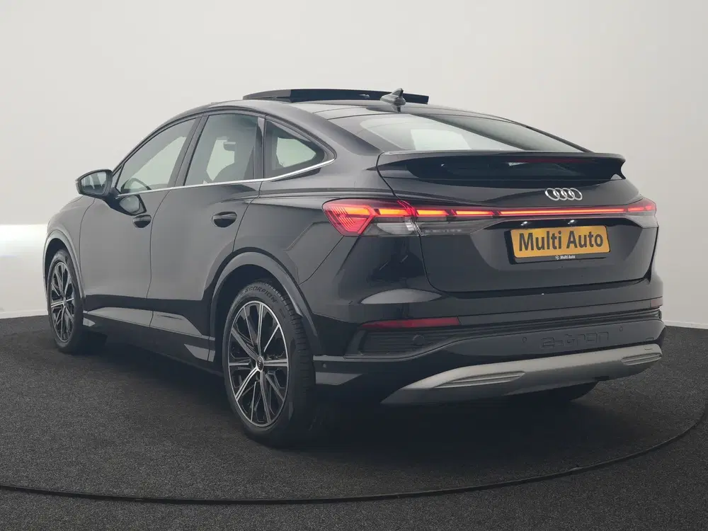 Audi Q4 e-tron 40 S edition 77 kWh 204pk Dealer O. uit 2023, foto 10