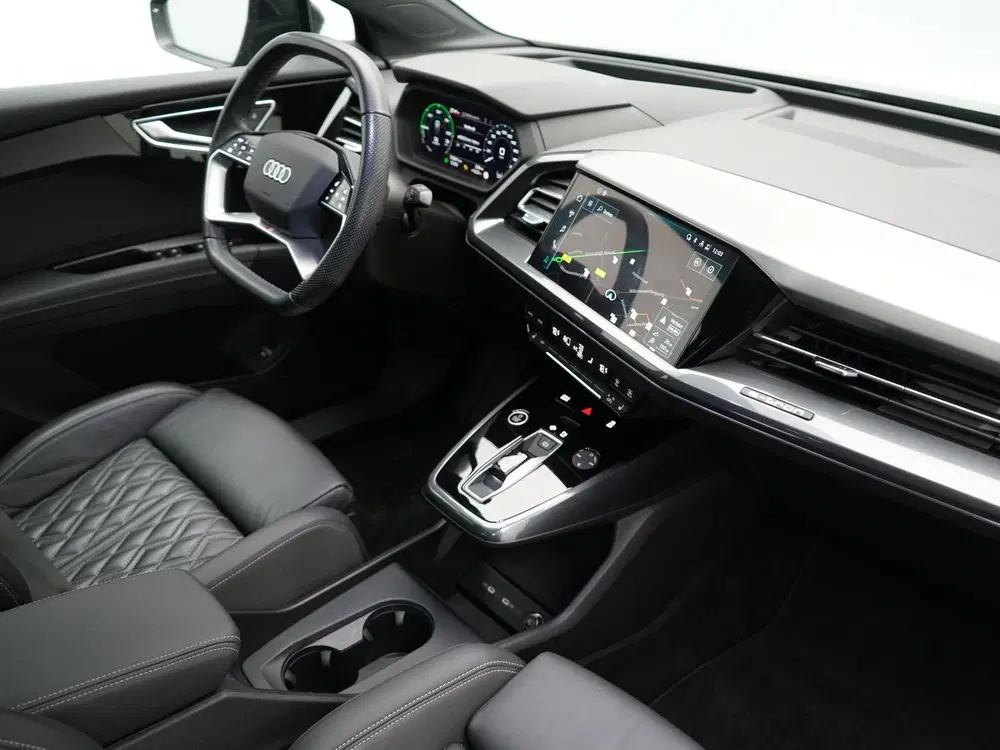 Audi Q4 e-tron 40 S edition 77 kWh 204pk Dealer O. uit 2023, foto 14