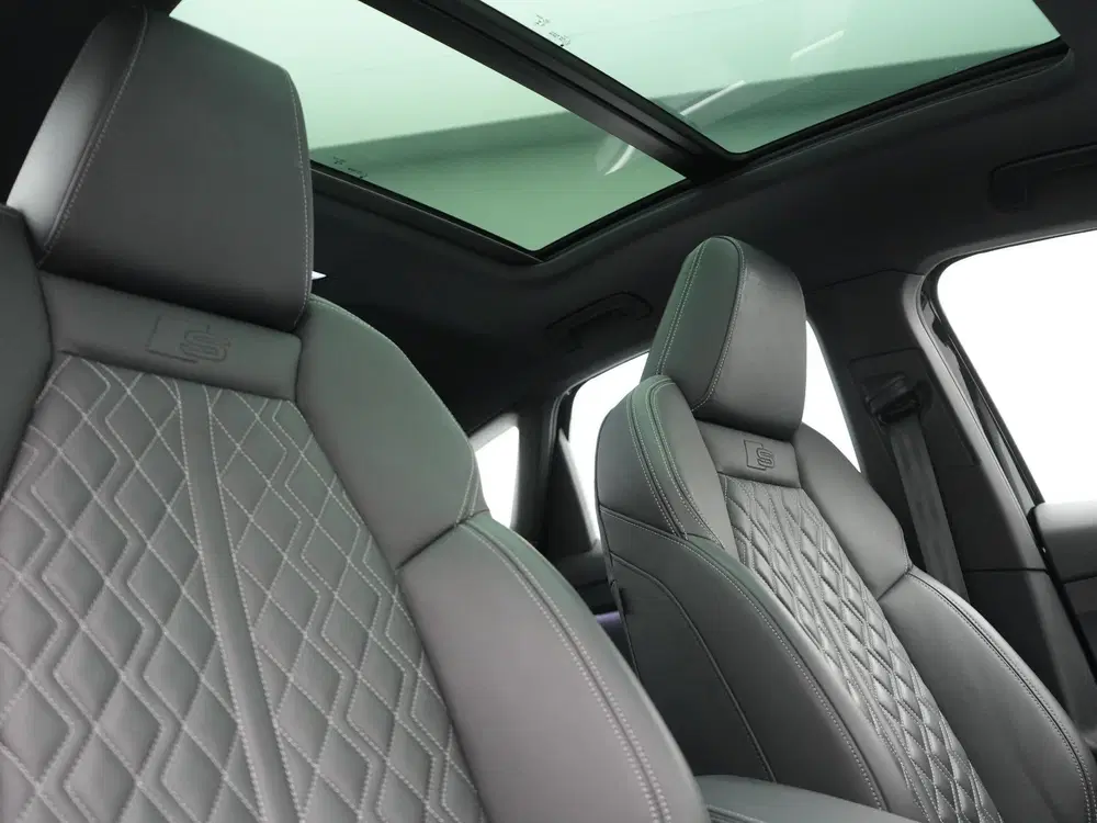 Audi Q4 e-tron 40 S edition 77 kWh 204pk Dealer O. uit 2023, foto 15