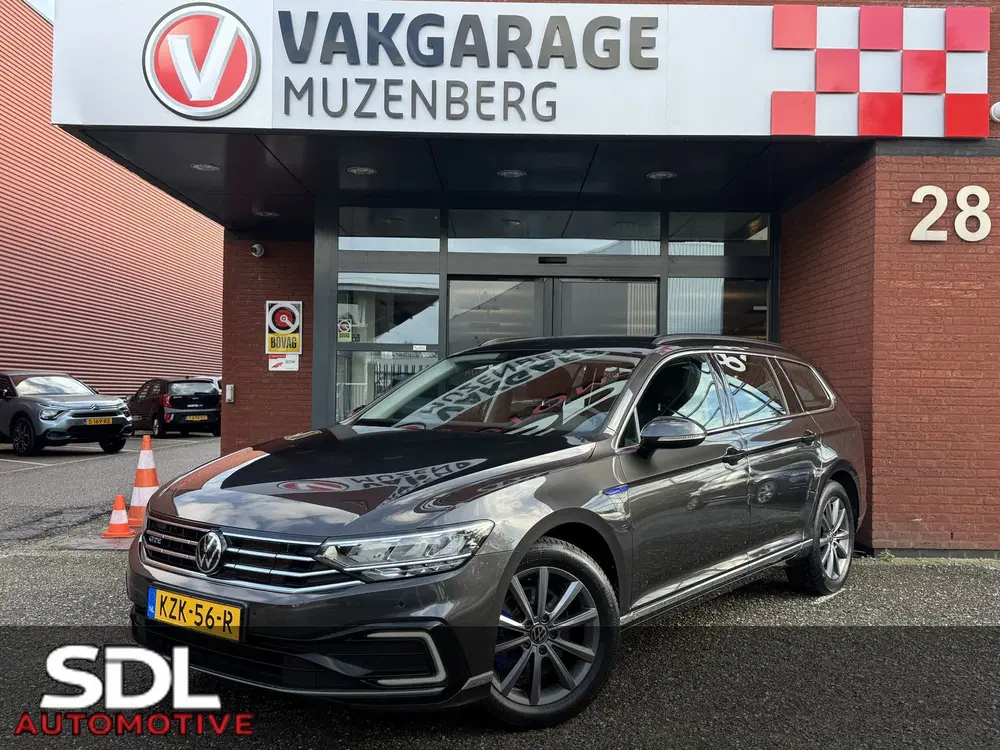Volkswagen Passat 1.4 TSI PHEV GTE Business 94 uit 2022