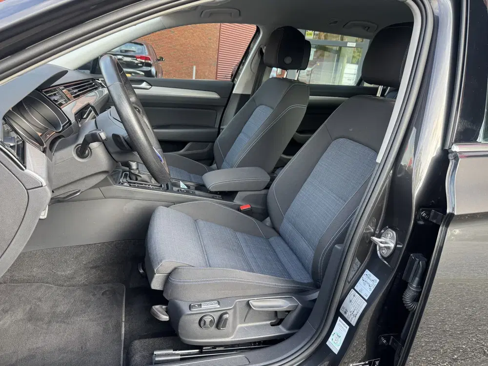 Volkswagen Passat 1.4 TSI PHEV GTE Business 94 uit 2022, foto 12