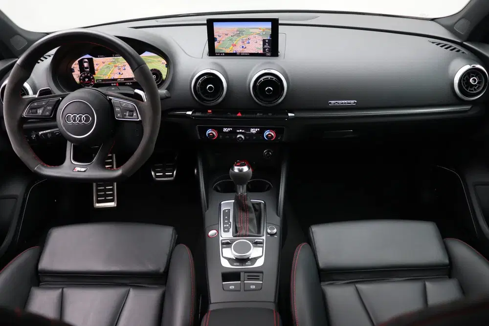 Audi RS3 2.5 TFSI Quattro B&O Virtual RS Sportstoe uit 2019, foto 3