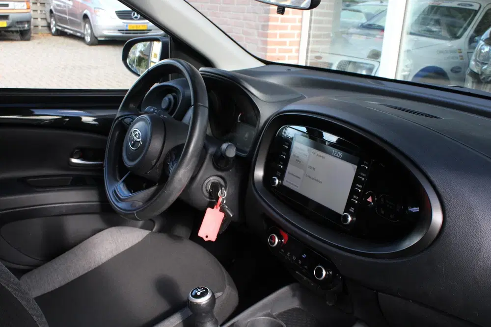 Toyota Aygo X 1.0 Carplay uit 2023, foto 11