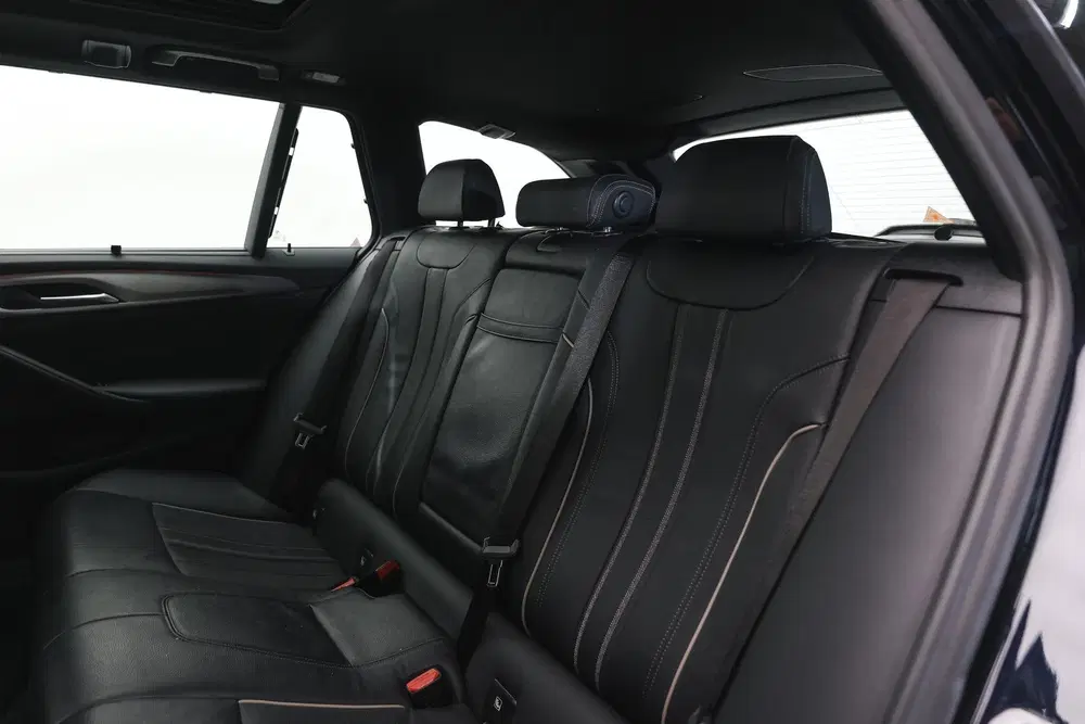 BMW 5-serie 520i High Executive M Sport Automaat uit 2019, foto 11