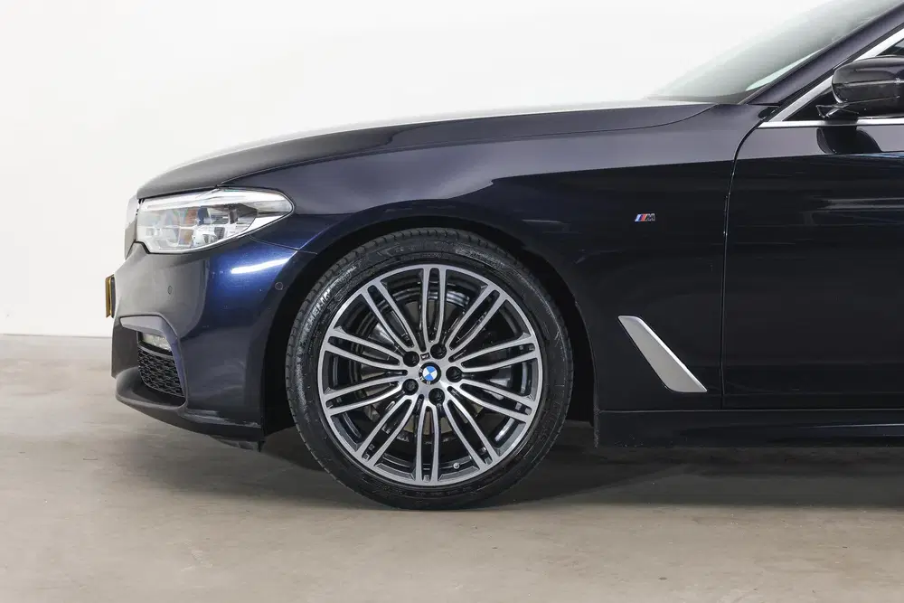 BMW 5-serie 520i High Executive M Sport Automaat uit 2019, foto 4