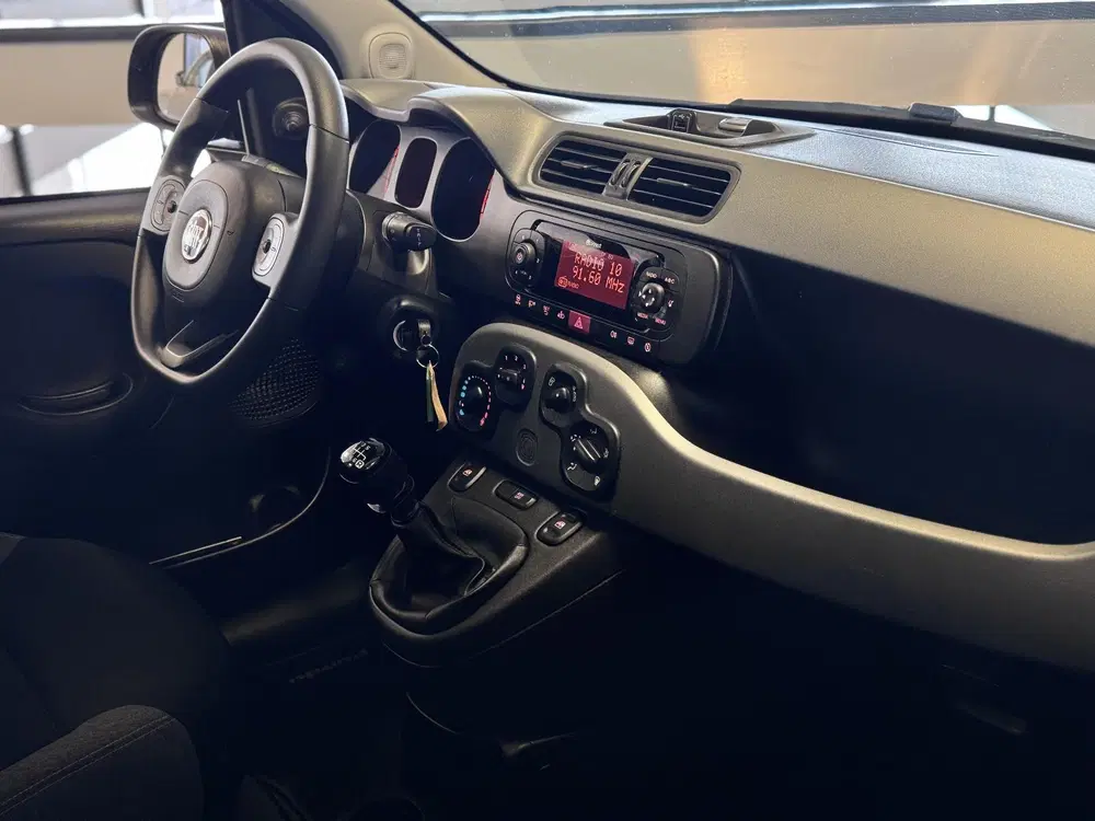Fiat Panda 1.0 Hybrid Cross uit 2021, foto 10