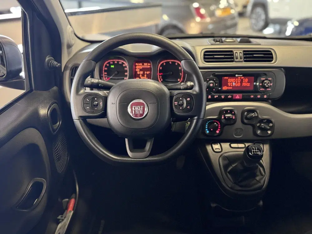 Fiat Panda 1.0 Hybrid Cross uit 2021, foto 11