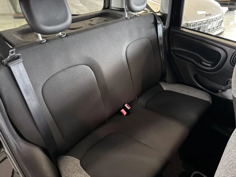 Fiat Panda 1.0 Hybrid Cross uit 2021, foto 6