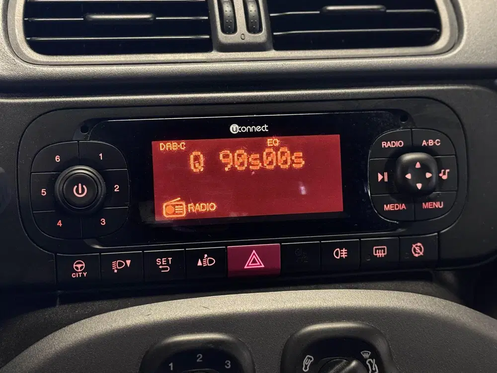 Fiat Panda 1.0 Hybrid Cross uit 2021, foto 8