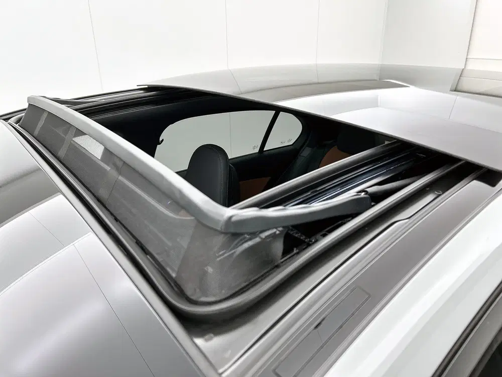 Mercedes-Benz C-Klasse 300 e 140 Years Edition uit 2026, foto 13