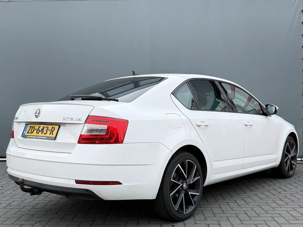Skoda Octavia BWJ 2019 1.5 TSI 150 PK Greentech Ambition uit 2019, foto 2
