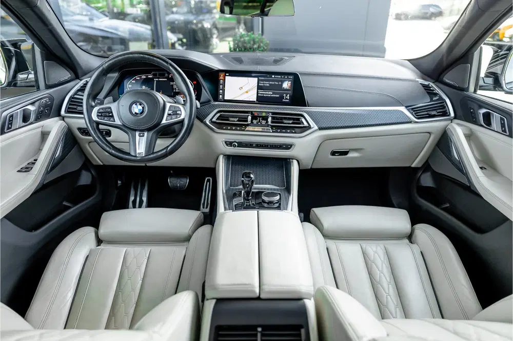BMW X6 M50i High Executive uit 2020, foto 12