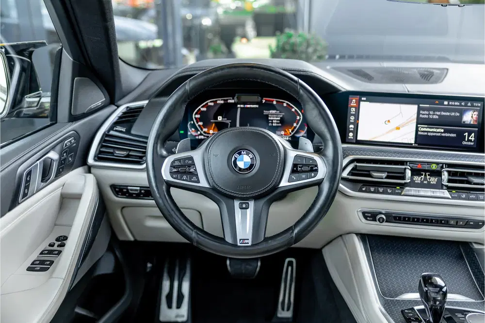 BMW X6 M50i High Executive uit 2020, foto 15