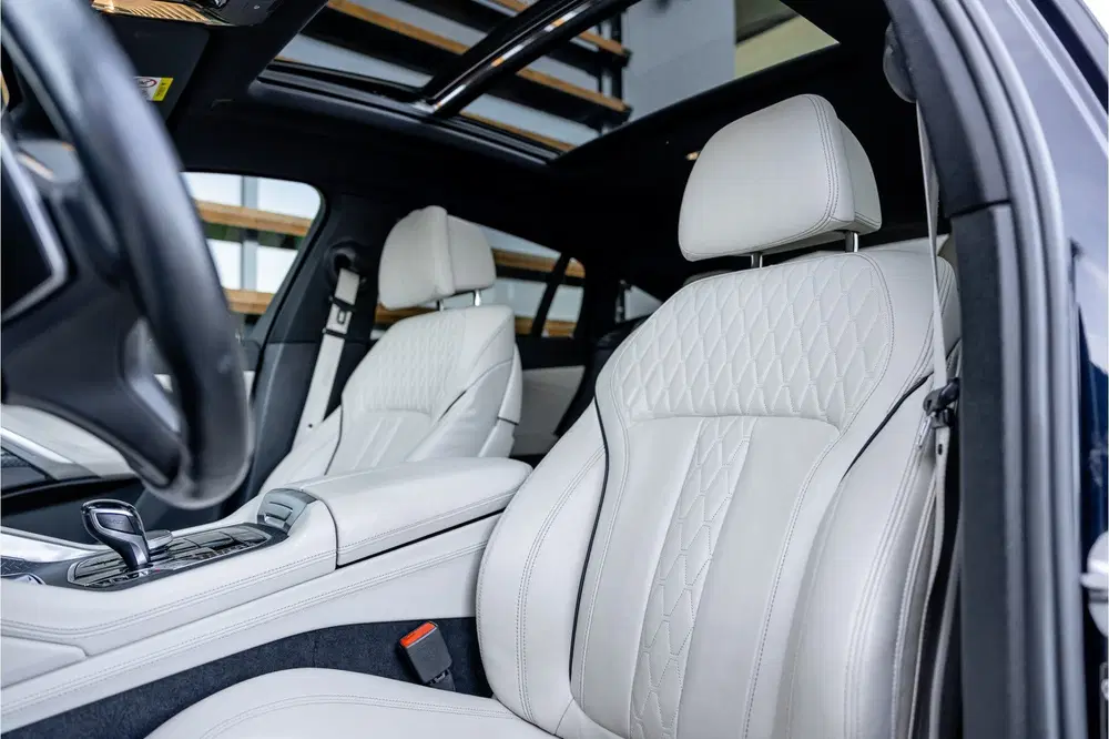 BMW X6 M50i High Executive uit 2020, foto 8