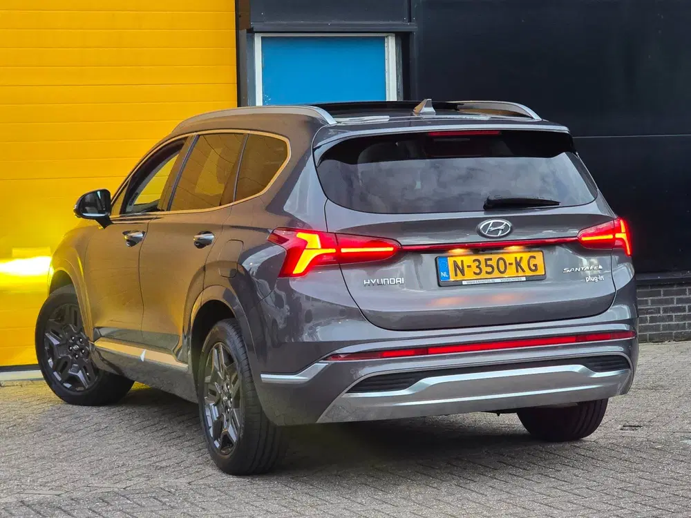 Hyundai SANTA FE 1.6 T-GDI PHEV Premium Plus Sky 7 Persoons uit 2021, foto 2