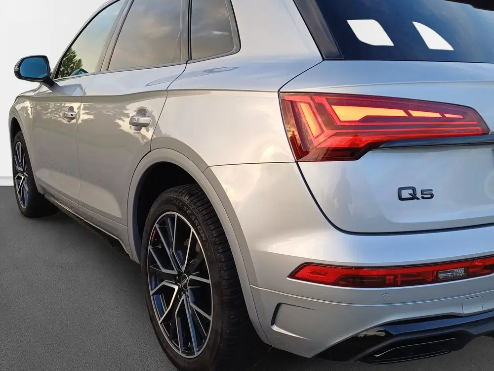 Audi Q5 40 TFSI S edition uit 2023, foto 13