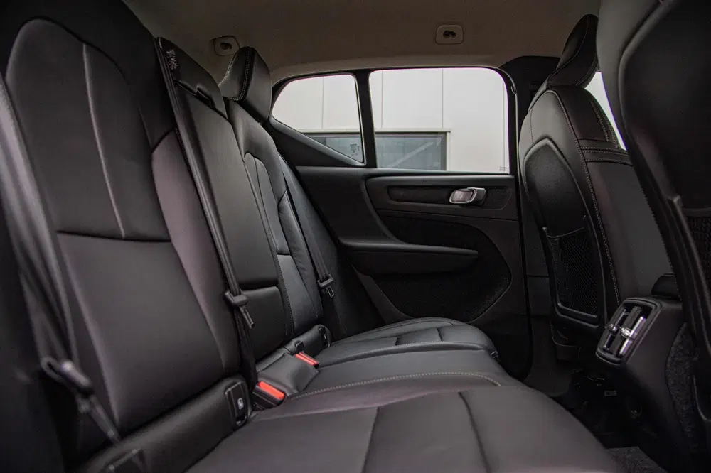Volvo XC40 2.0 B3 Core MY2026 uit 2025, foto 7