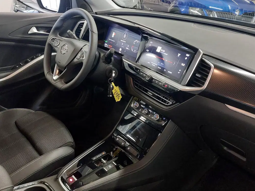 Opel Grandland 1.2 Turbo GS uit 2024, foto 10