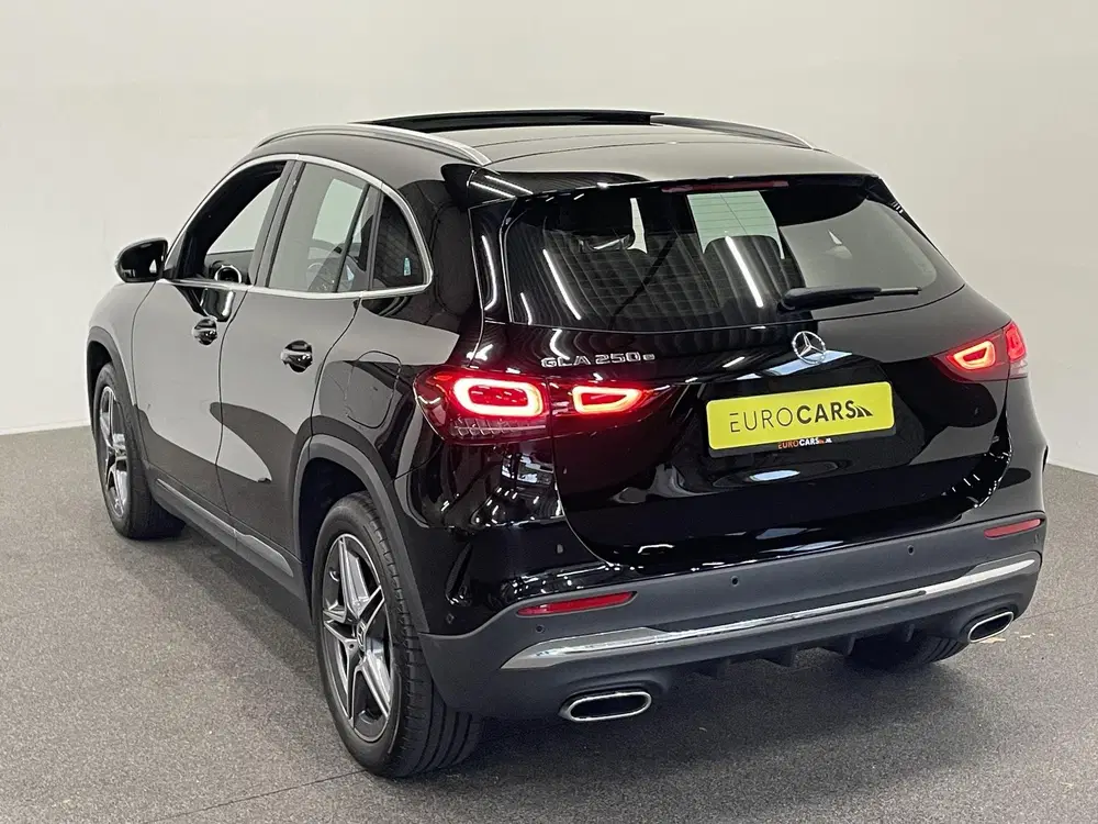 Mercedes-Benz GLA 250 e AMG Line PHEV Automaat Panora uit 2022, foto 11