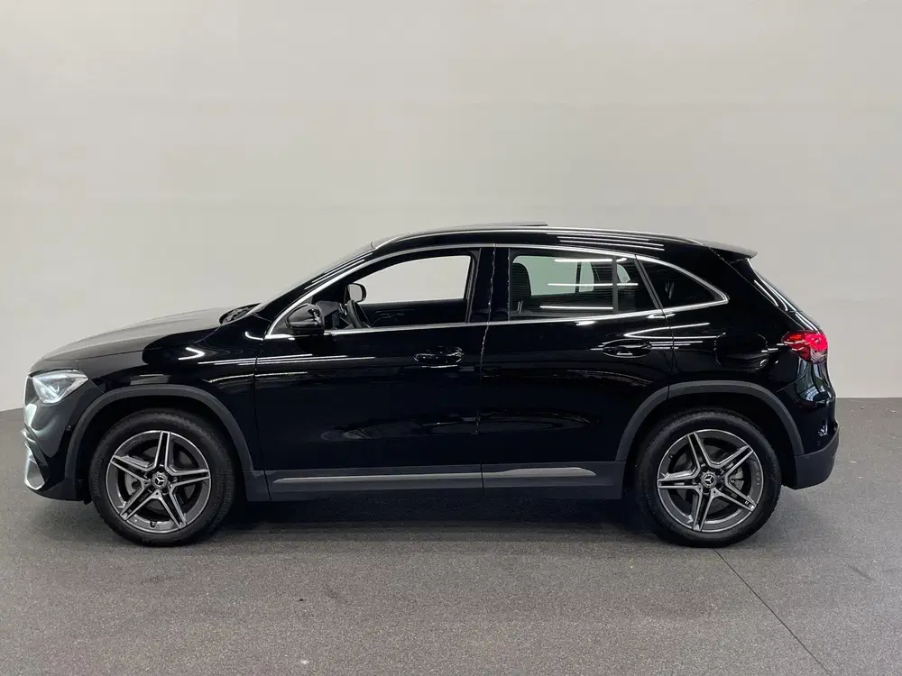 Mercedes-Benz GLA 250 e AMG Line PHEV Automaat Panora uit 2022, foto 5