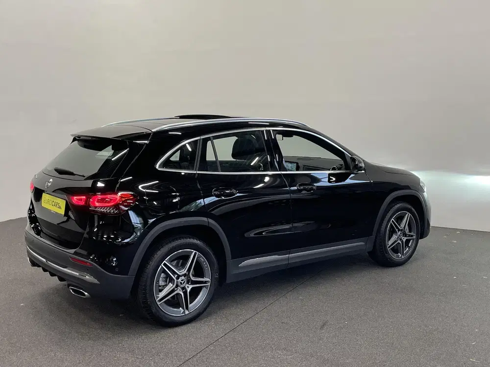 Mercedes-Benz GLA 250 e AMG Line PHEV Automaat Panora uit 2022, foto 7