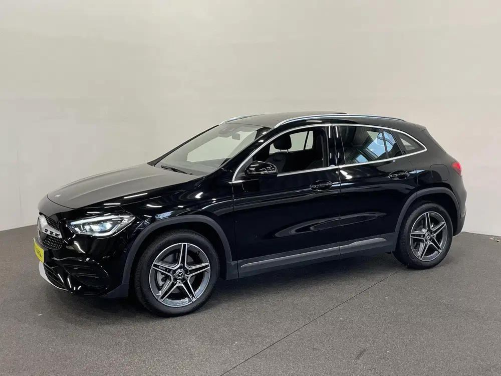 Mercedes-Benz GLA 250 e AMG Line PHEV Automaat Panora uit 2022, foto 9
