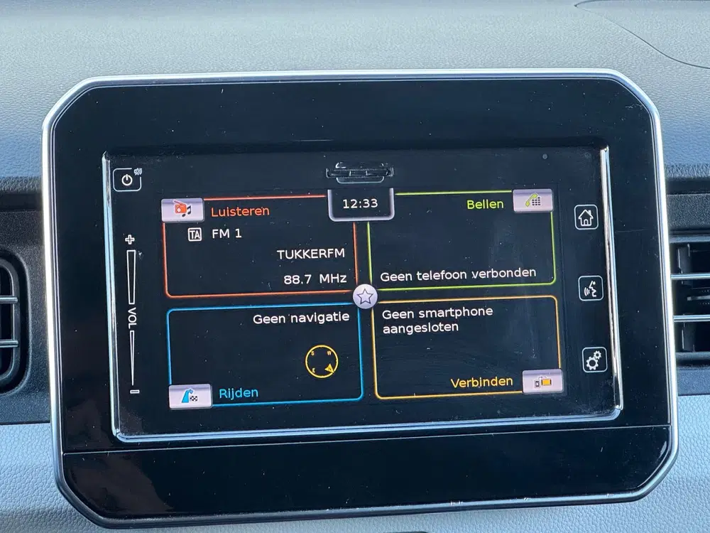 Suzuki Ignis 1.2 Smart Hybrid Stijl APPLE CAR PLAY TREK uit 2019, foto 13