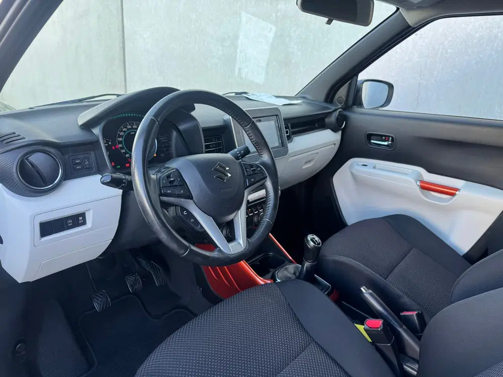 Suzuki Ignis 1.2 Smart Hybrid Stijl APPLE CAR PLAY TREK uit 2019, foto 3