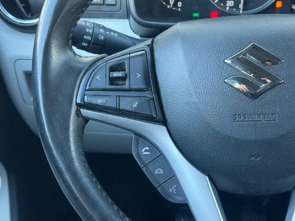 Suzuki Ignis 1.2 Smart Hybrid Stijl APPLE CAR PLAY TREK uit 2019, foto 9