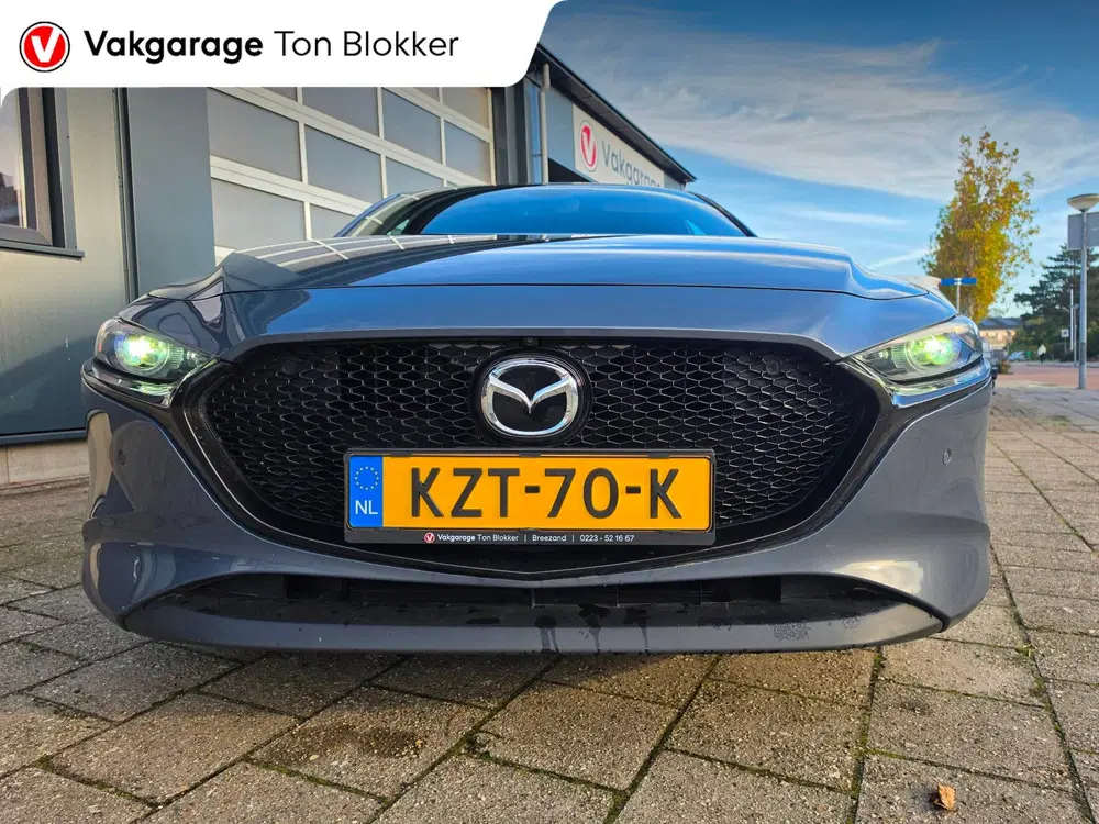 Mazda 3 2.5 e-SkyActiv-G M Hybrid 140 Takumi uit 2025, foto 2