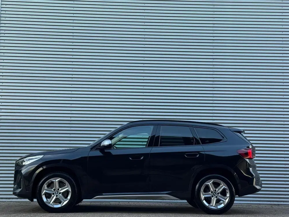 BMW X1 sDrive20i uit 2024, foto 4
