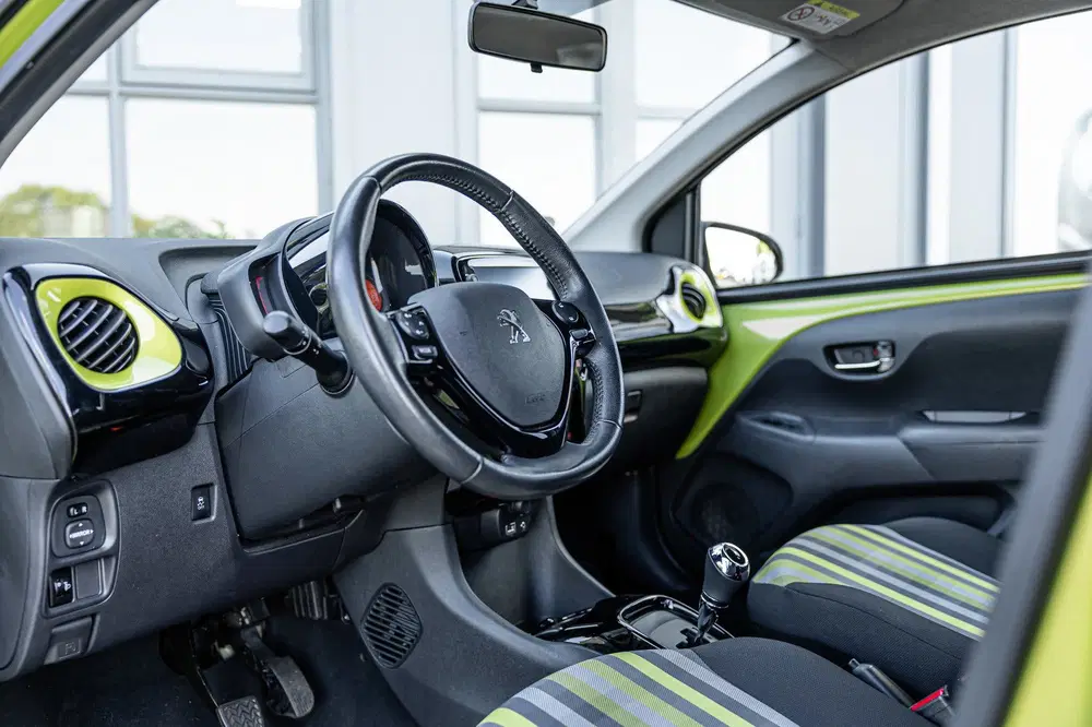 Peugeot 108 1.0 e-VTi Allure uit 2019, foto 12