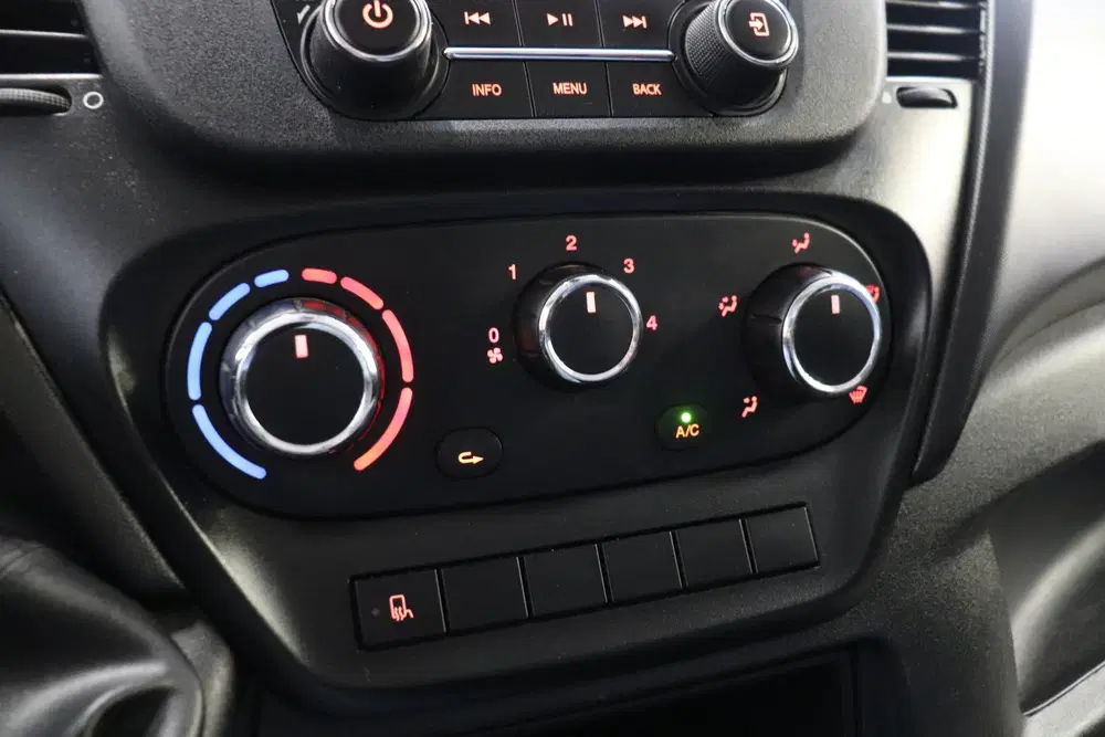 Iveco Daily 35S12V 2.3 L2H2 EURO 6 uit 2019, foto 12