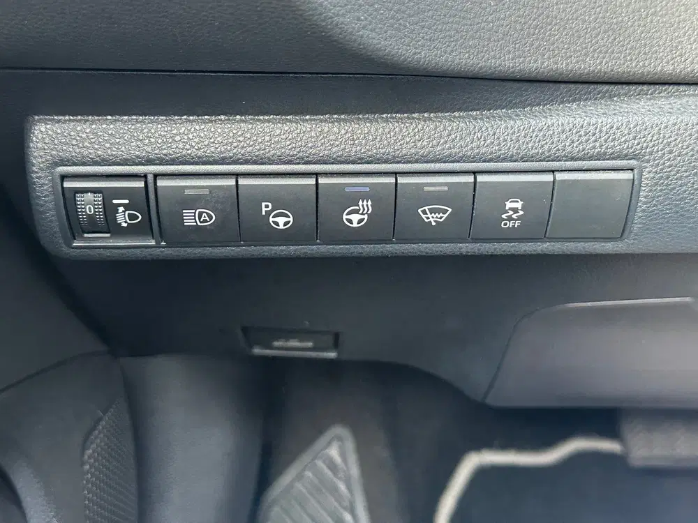 Toyota Corolla 2.0 Hybrid Dynamic uit 2021, foto 15