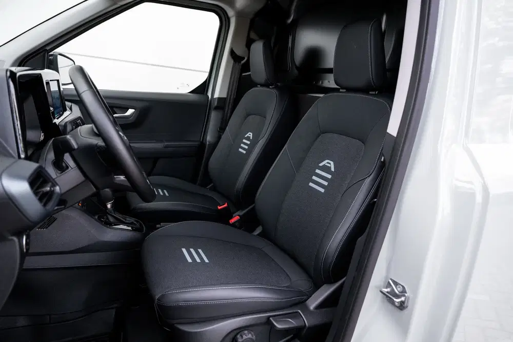 Ford Transit Courier 1.0 EcoBoost 125pk AUT. Active uit 2024, foto 4