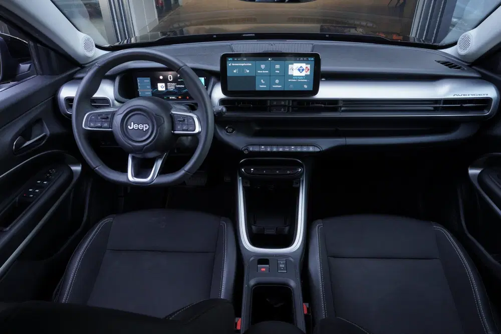Jeep Avenger Summit 54 kWh Keyless uit 2024, foto 3