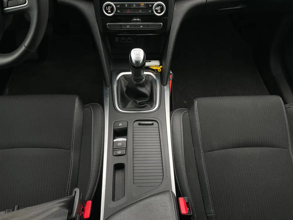 Renault Megane Mégane Estate 1.3 TCe 140 Techno uit 2023, foto 15