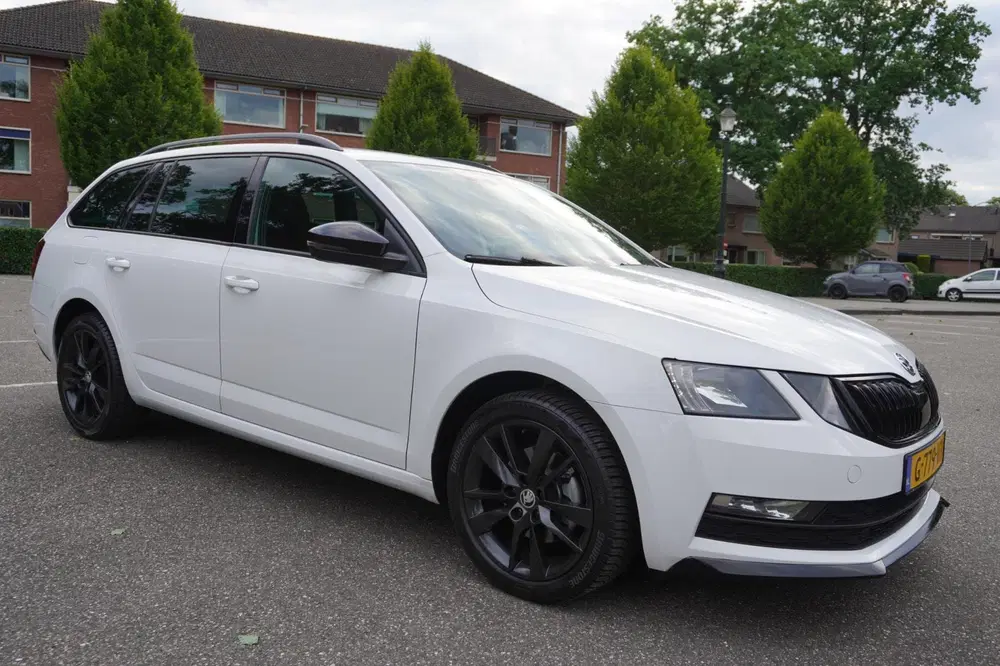 Skoda Octavia 1.0 TSI Greentech Sport Business uit 2019, foto 6
