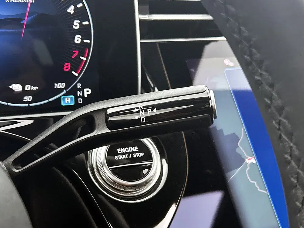 Mercedes-Benz E-Klasse 300 e Sport Edition uit 2025, foto 12