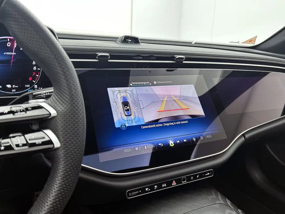 Mercedes-Benz E-Klasse 300 e Sport Edition uit 2025, foto 9