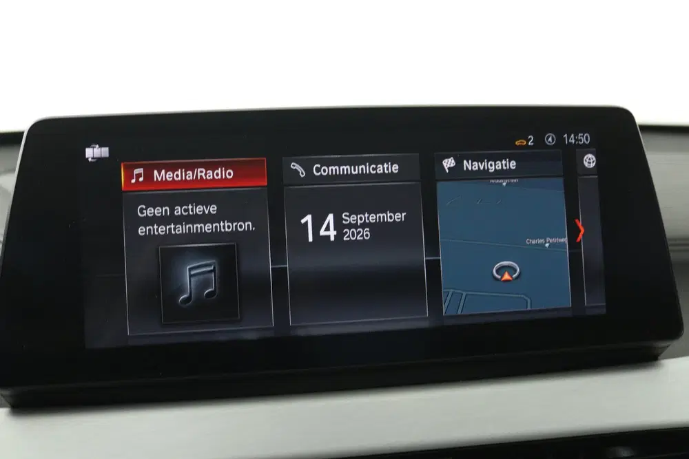 BMW X1 sDrive20i VDL Nedcar Edition (PANORAMADAK uit 2019, foto 10