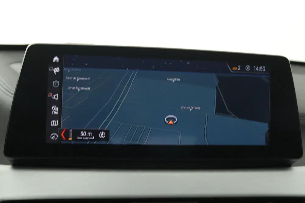 BMW X1 sDrive20i VDL Nedcar Edition (PANORAMADAK uit 2019, foto 11