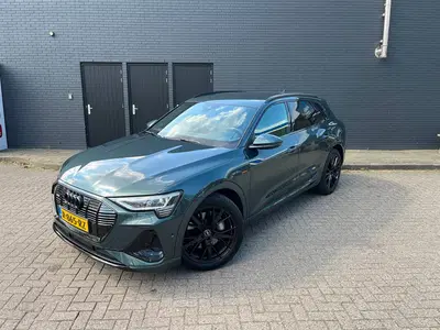 Audi e-tron 55 quattro S edition 95 kWh SOH 92 uit 2022