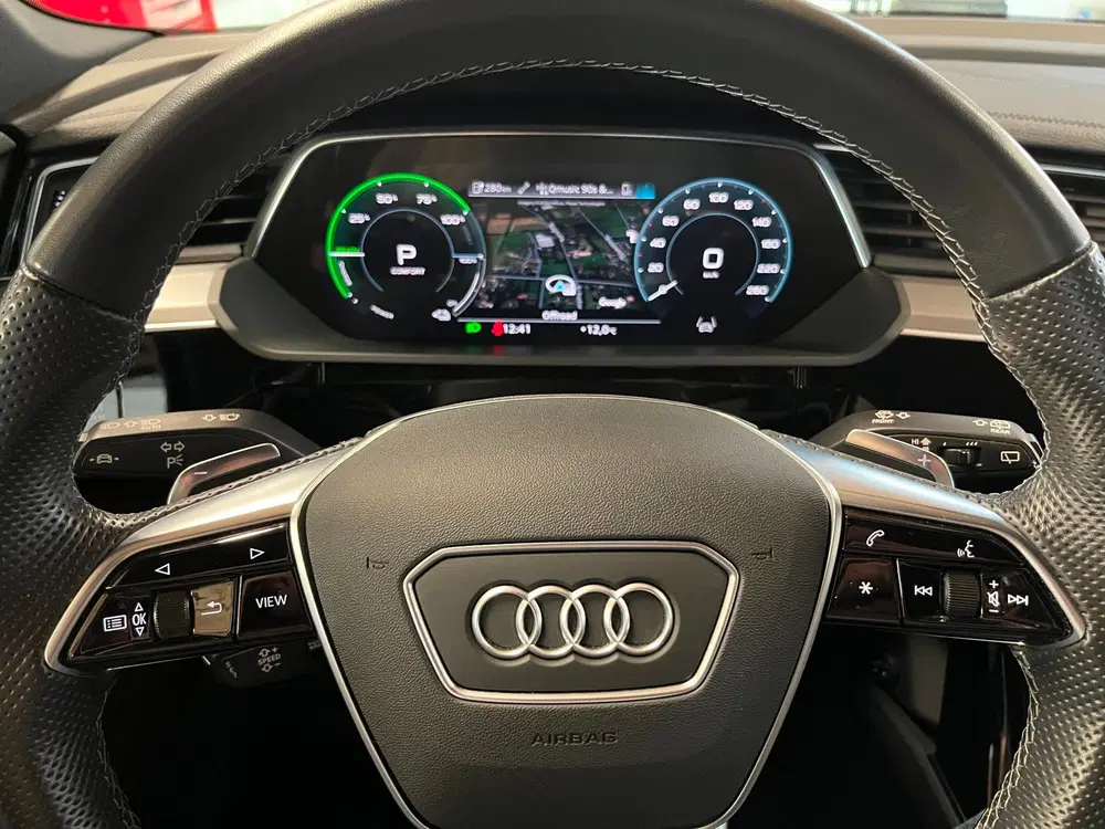 Audi e-tron 55 quattro S edition 95 kWh SOH 92 uit 2022, foto 6