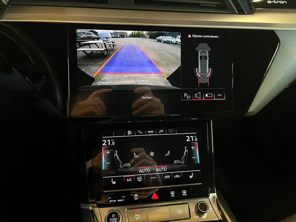Audi e-tron 55 quattro S edition 95 kWh SOH 92 uit 2022, foto 9