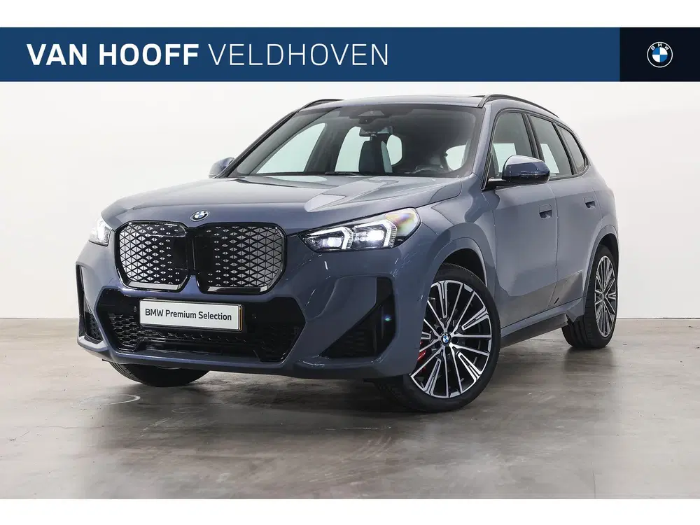 BMW iX1 eDrive20 M Sport uit 2025